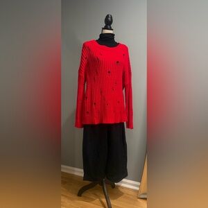 “Romeo + Juliet Couture Red Distressed Ribbed Sweater Size L Trendy”